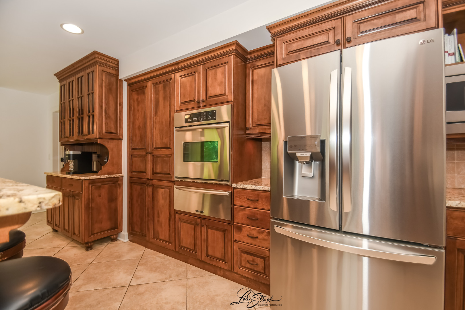 40W272 Waterford Lane, St. Charles, IL 60175