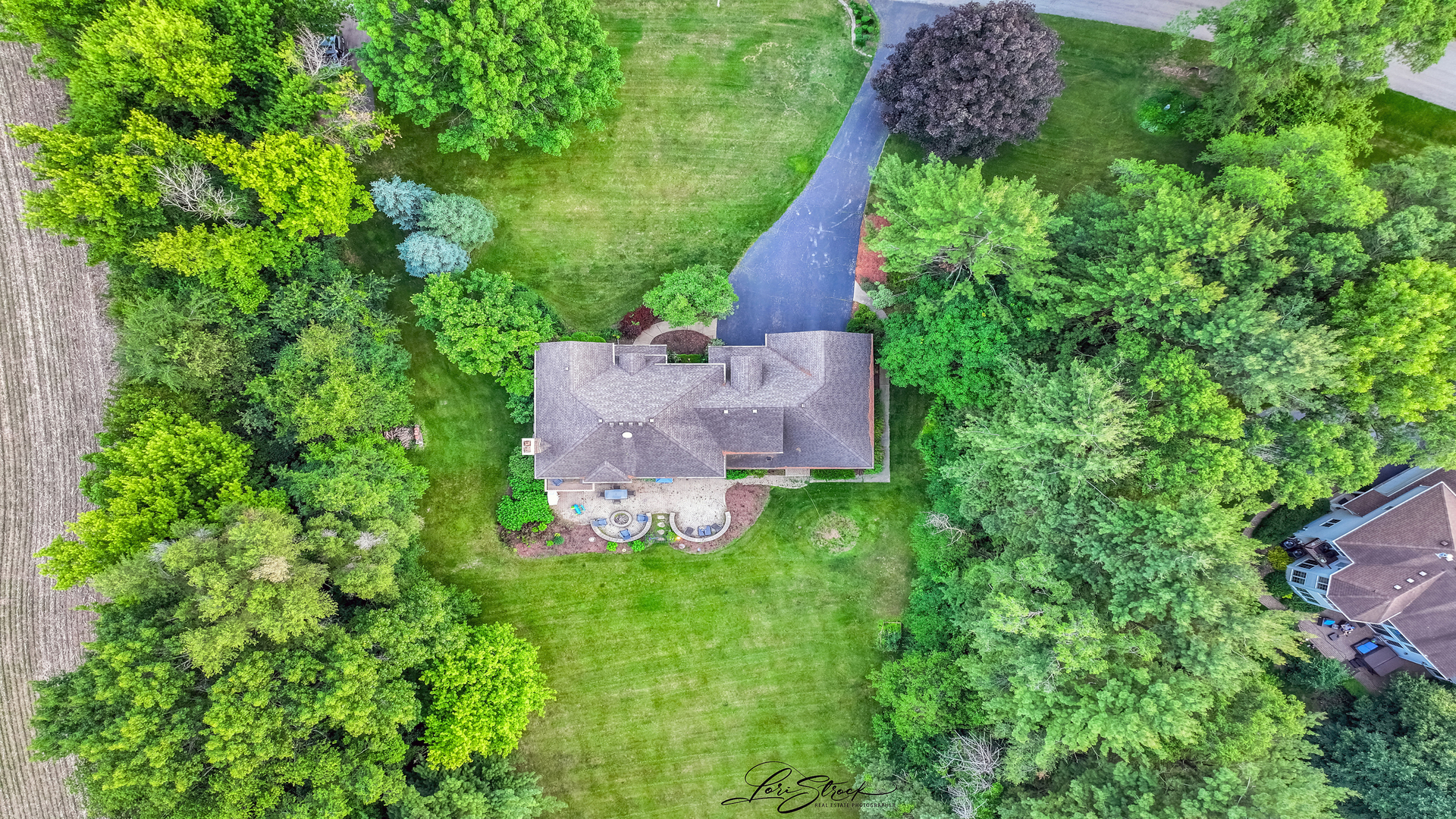 40W272 Waterford Lane, St. Charles, IL 60175
