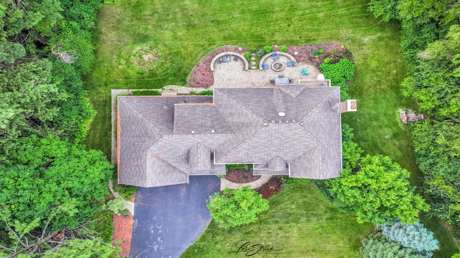 40W272 Waterford Lane, St. Charles, IL 60175