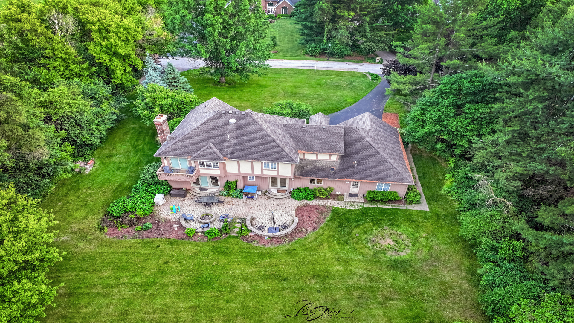 40W272 Waterford Lane, St. Charles, IL 60175