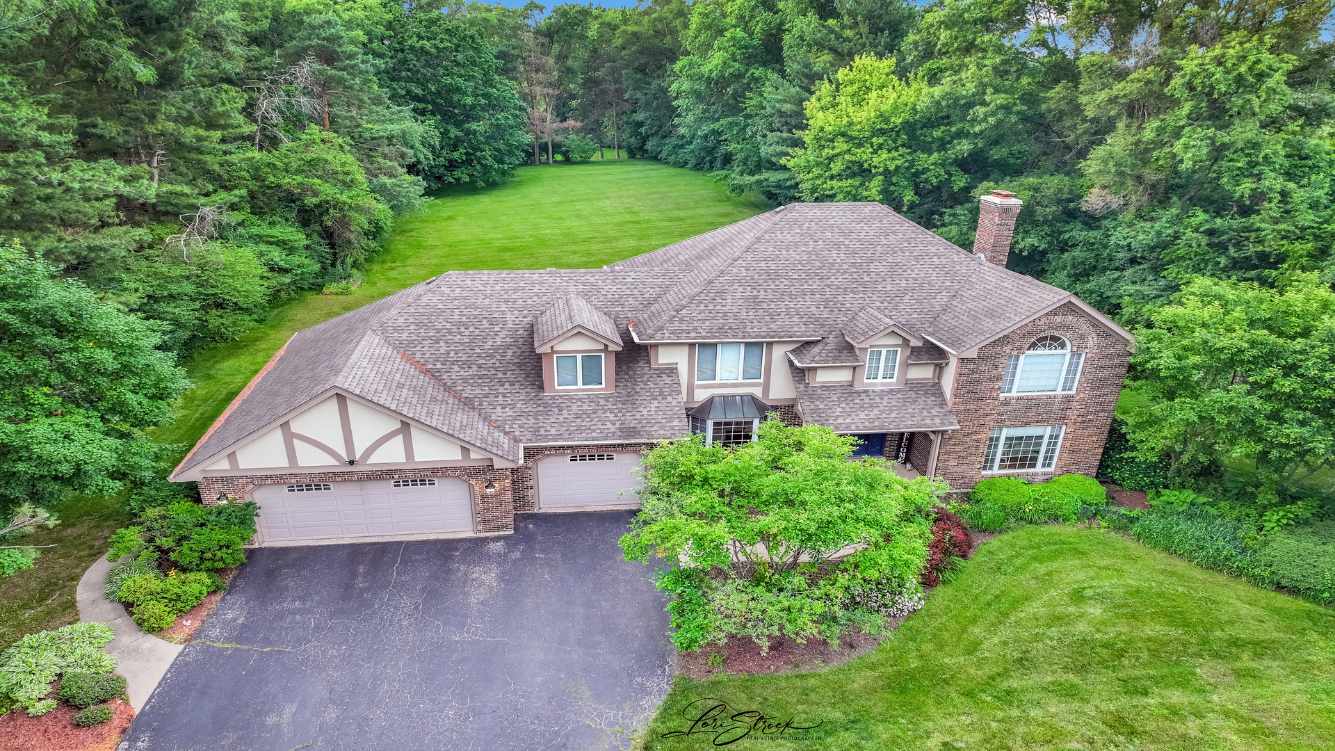 40W272 Waterford Lane, St. Charles, IL 60175