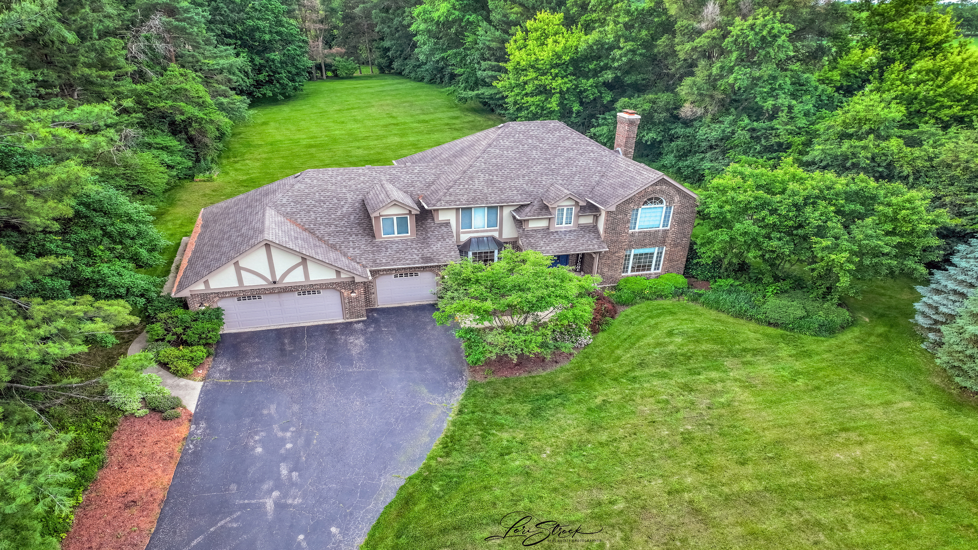 40W272 Waterford Lane, St. Charles, IL 60175