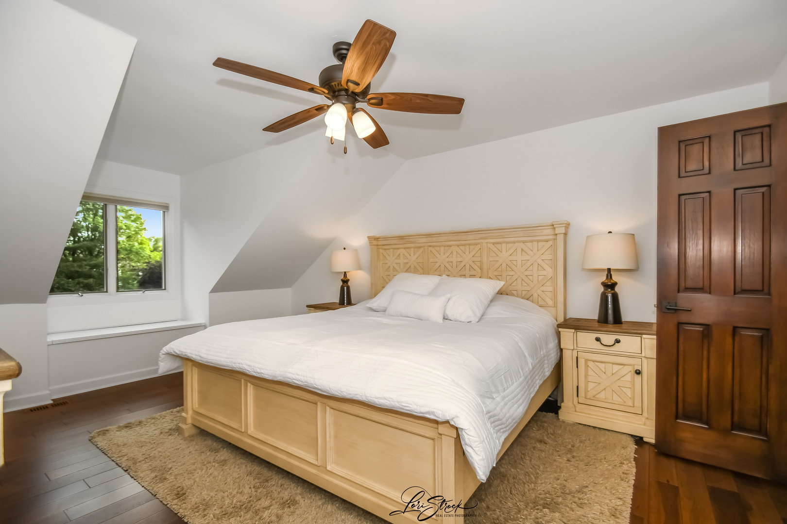 40W272 Waterford Lane, St. Charles, IL 60175