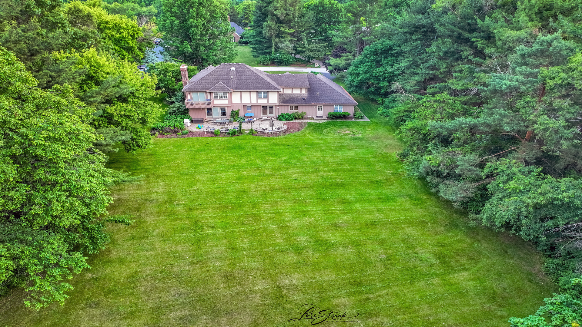 40W272 Waterford Lane, St. Charles, IL 60175