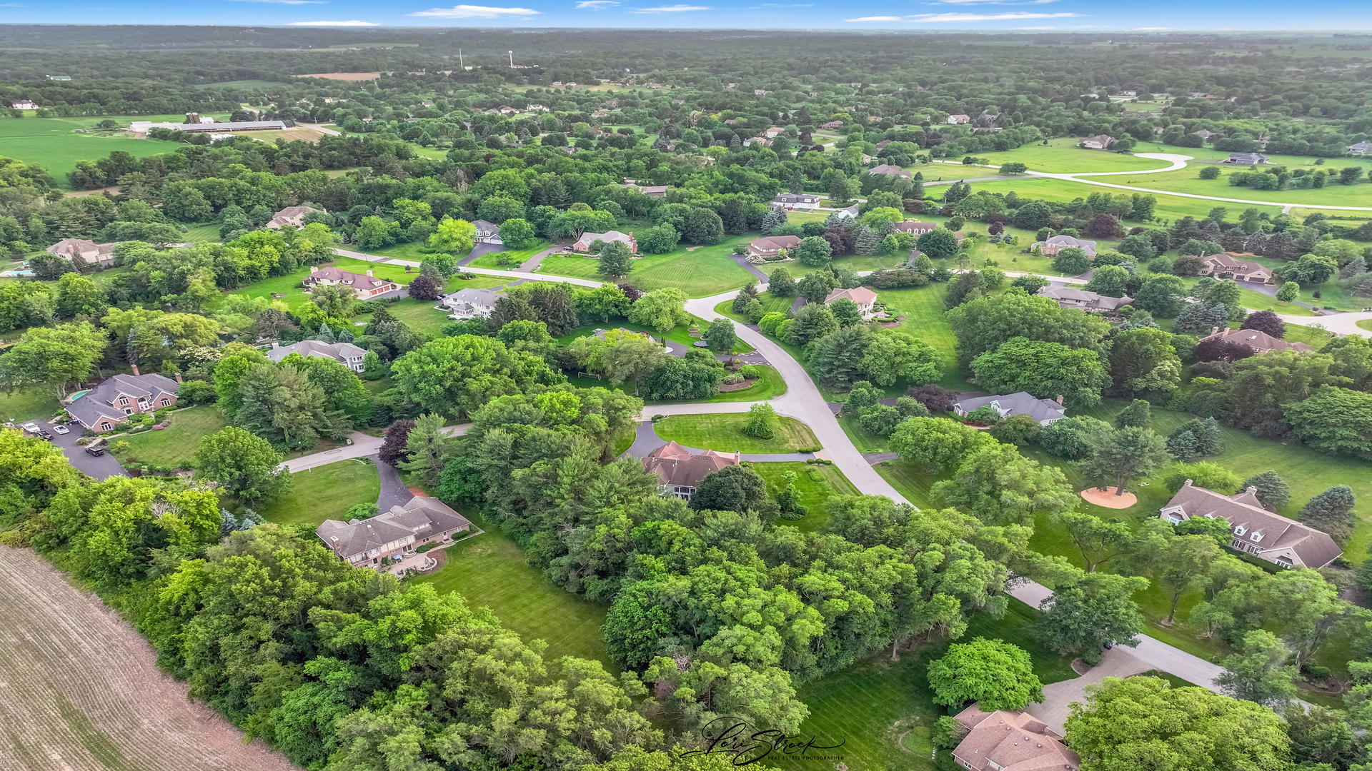 40W272 Waterford Lane, St. Charles, IL 60175