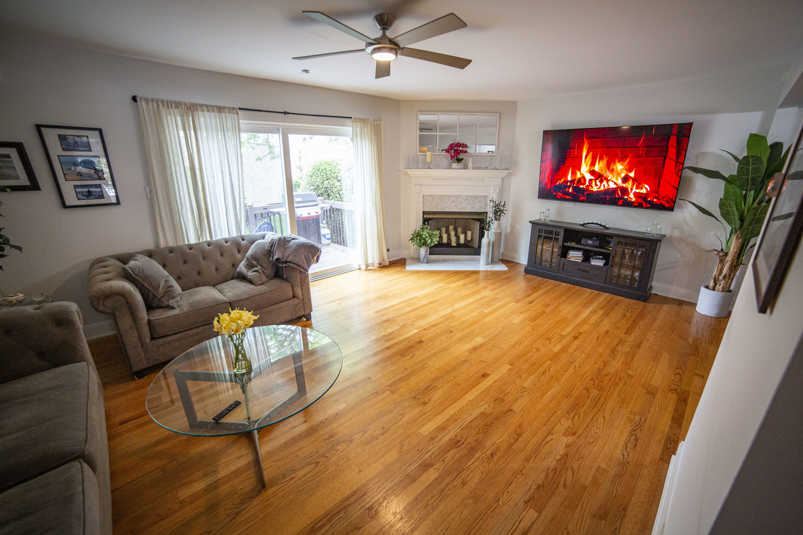 7902 160th Street, Tinley Park, IL 60477