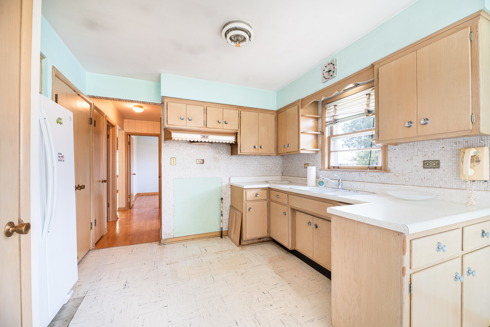 3119 N Oleander Avenue, Chicago, IL 60707
