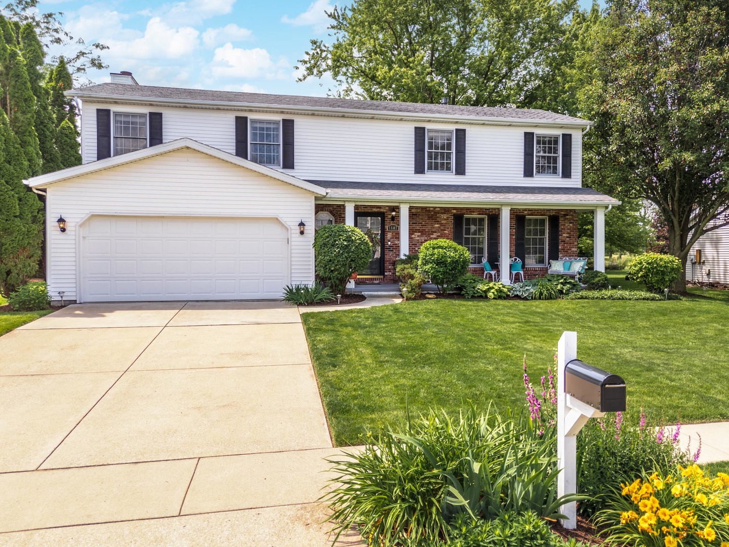 1607 Ironwood Cc Drive, Normal, IL 61761