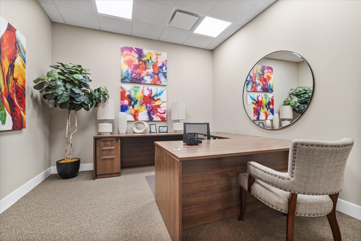 2405 E Washington Street, Bloomington, IL 61704