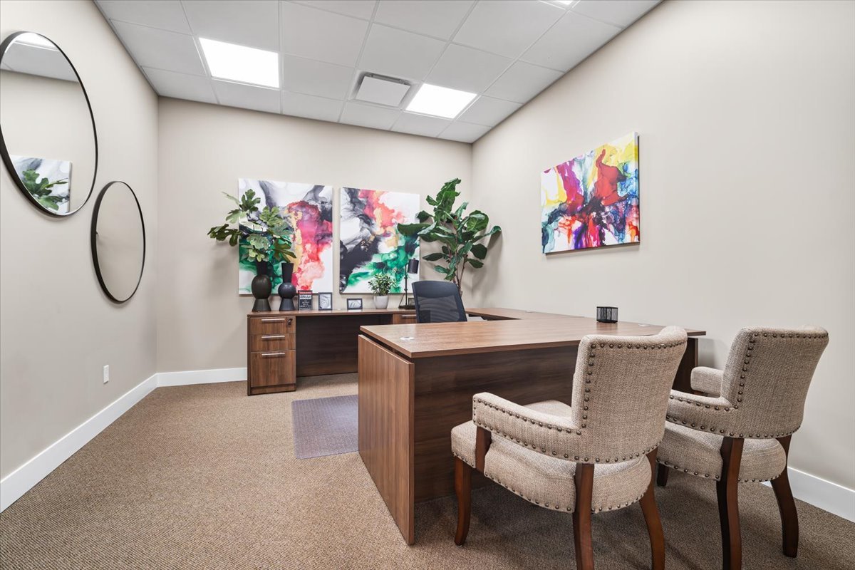 2405 E Washington Street, Bloomington, IL 61704