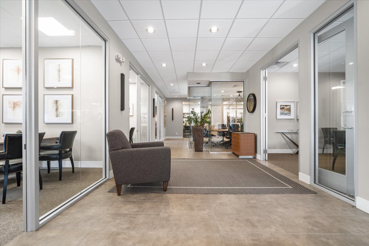 2405 E Washington Street, Bloomington, IL 61704