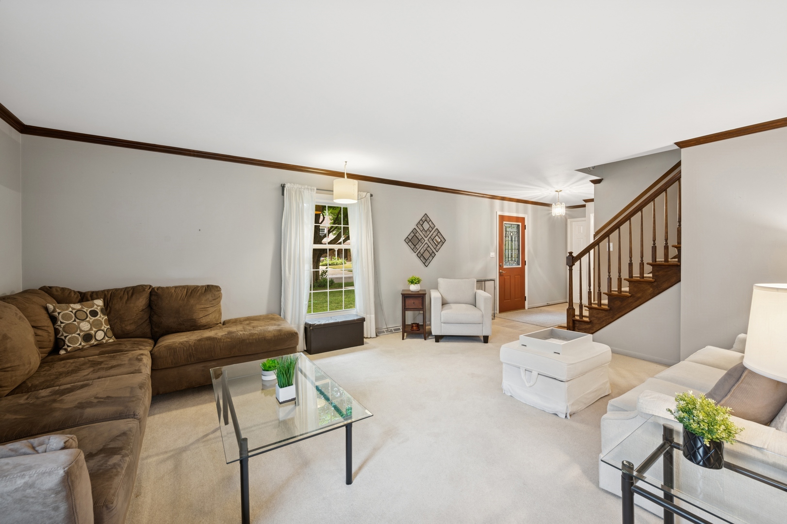 961 N Arrowhead Drive, Palatine, IL 60074