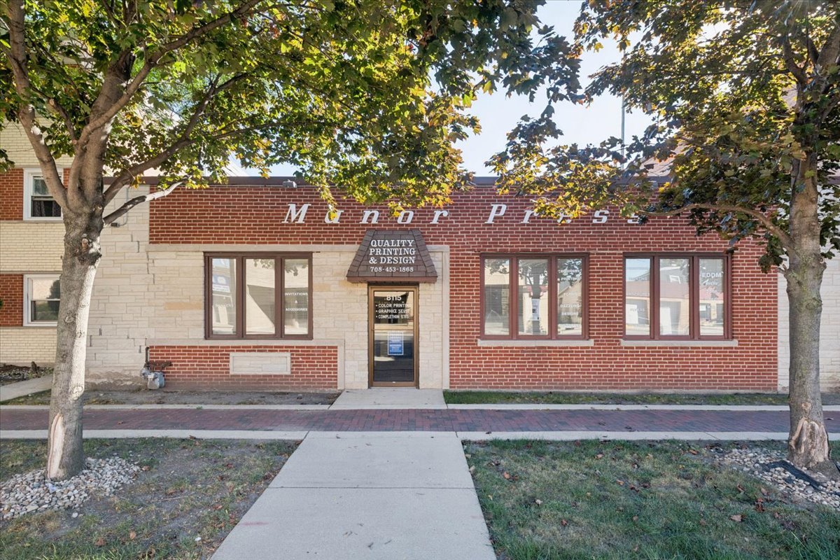 8115 W Grand Avenue, River Grove, IL 60171