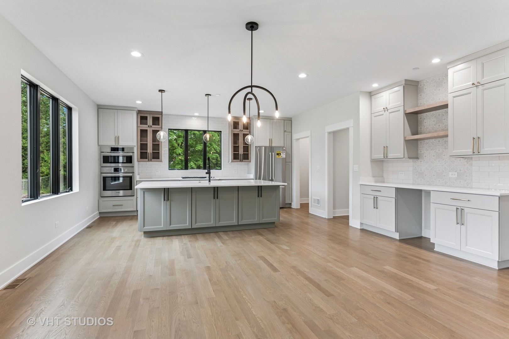 1527 N Louise Lane, Palatine, IL 60067