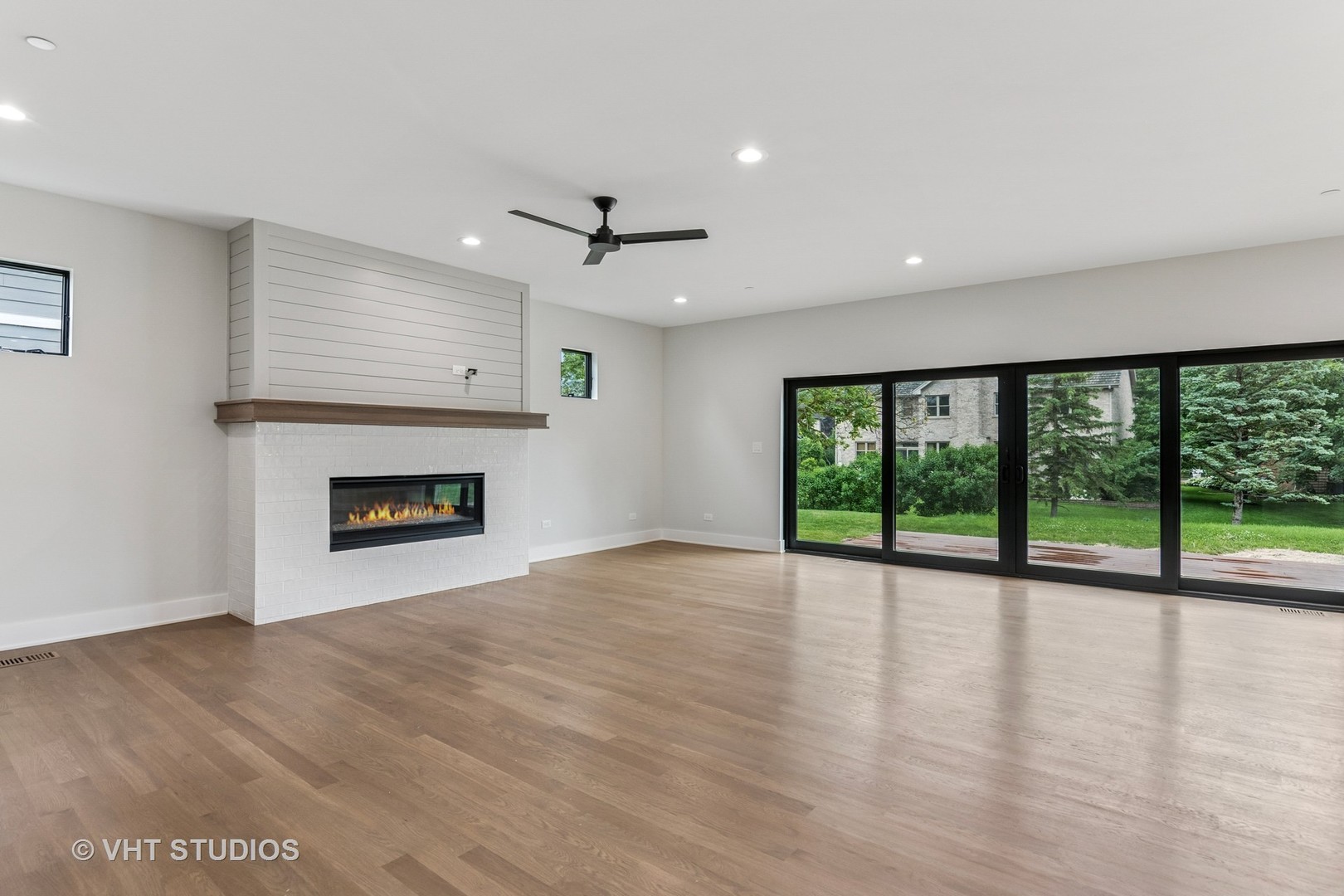 1527 N Louise Lane, Palatine, IL 60067