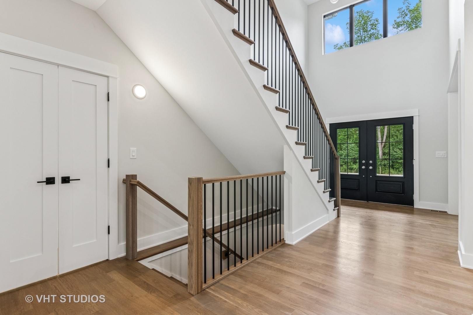1527 N Louise Lane, Palatine, IL 60067