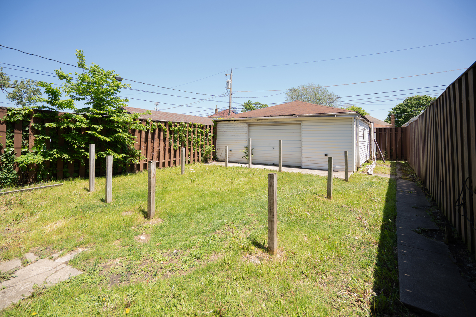 8743 S Constance Avenue, Chicago, IL 60617