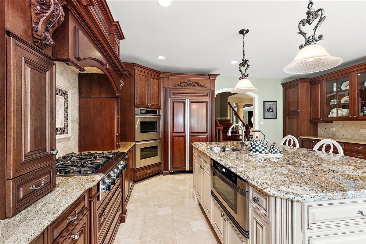 19909 Foxborough Drive, Mokena, IL 60448