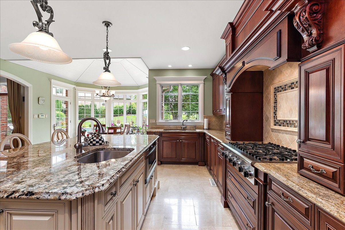 19909 Foxborough Drive, Mokena, IL 60448