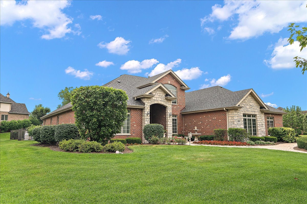 19909 Foxborough Drive, Mokena, IL 60448