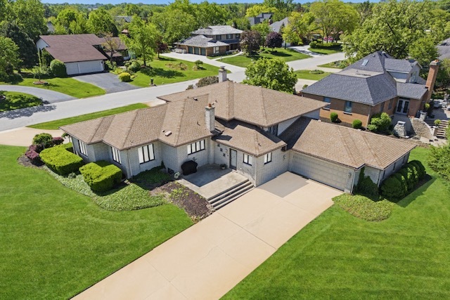 2 Hamilton Lane, Oak Brook, IL 60523