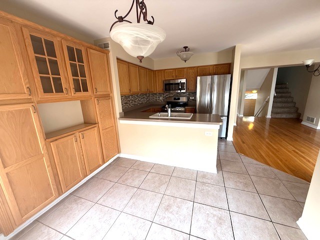 1722 Middlebury Drive, Aurora, IL 60503