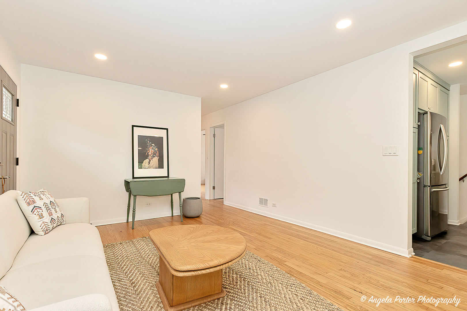 10067 Lavergne Avenue, Skokie, IL 60077