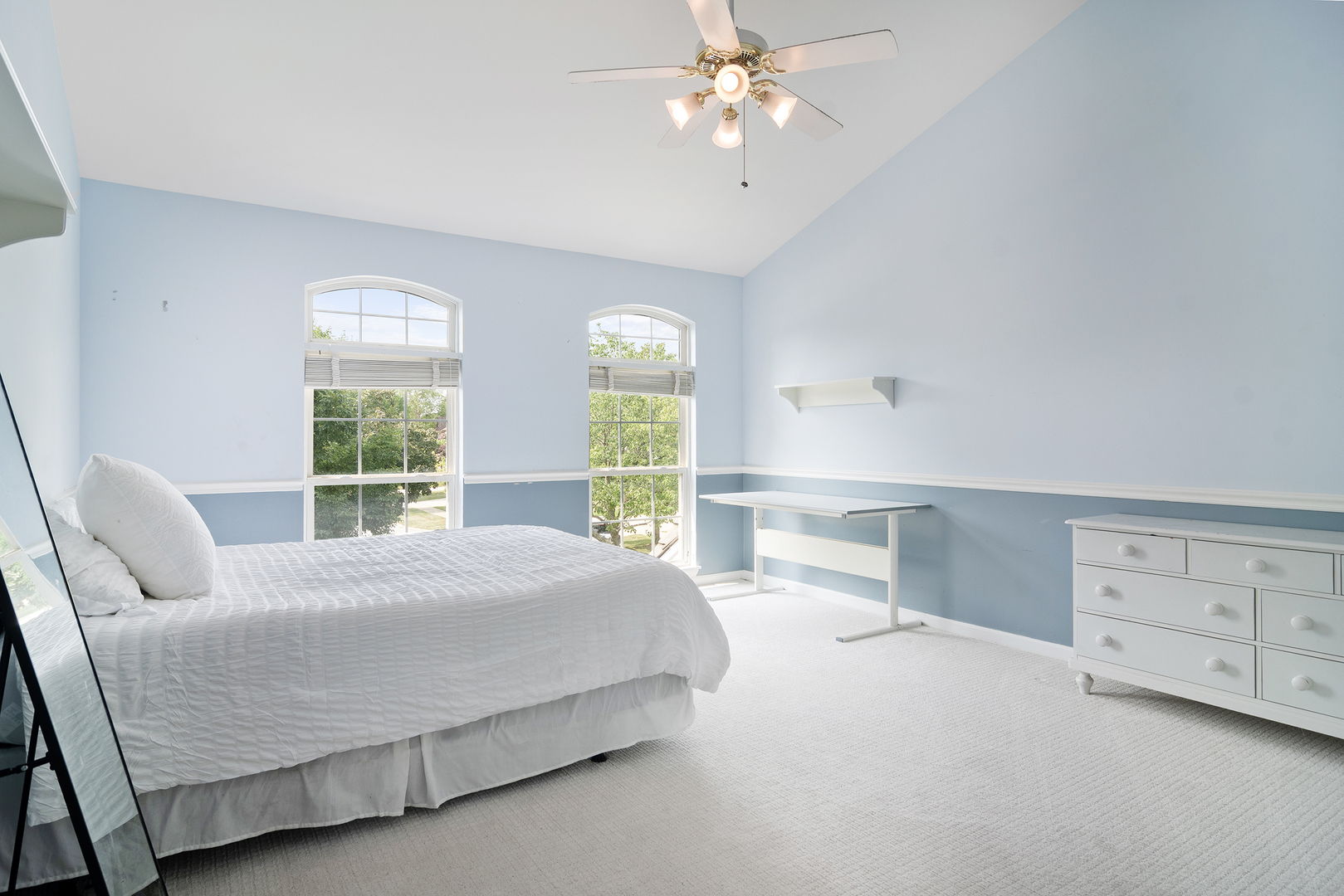 1342 N Wellington Court, Palatine, IL 60067