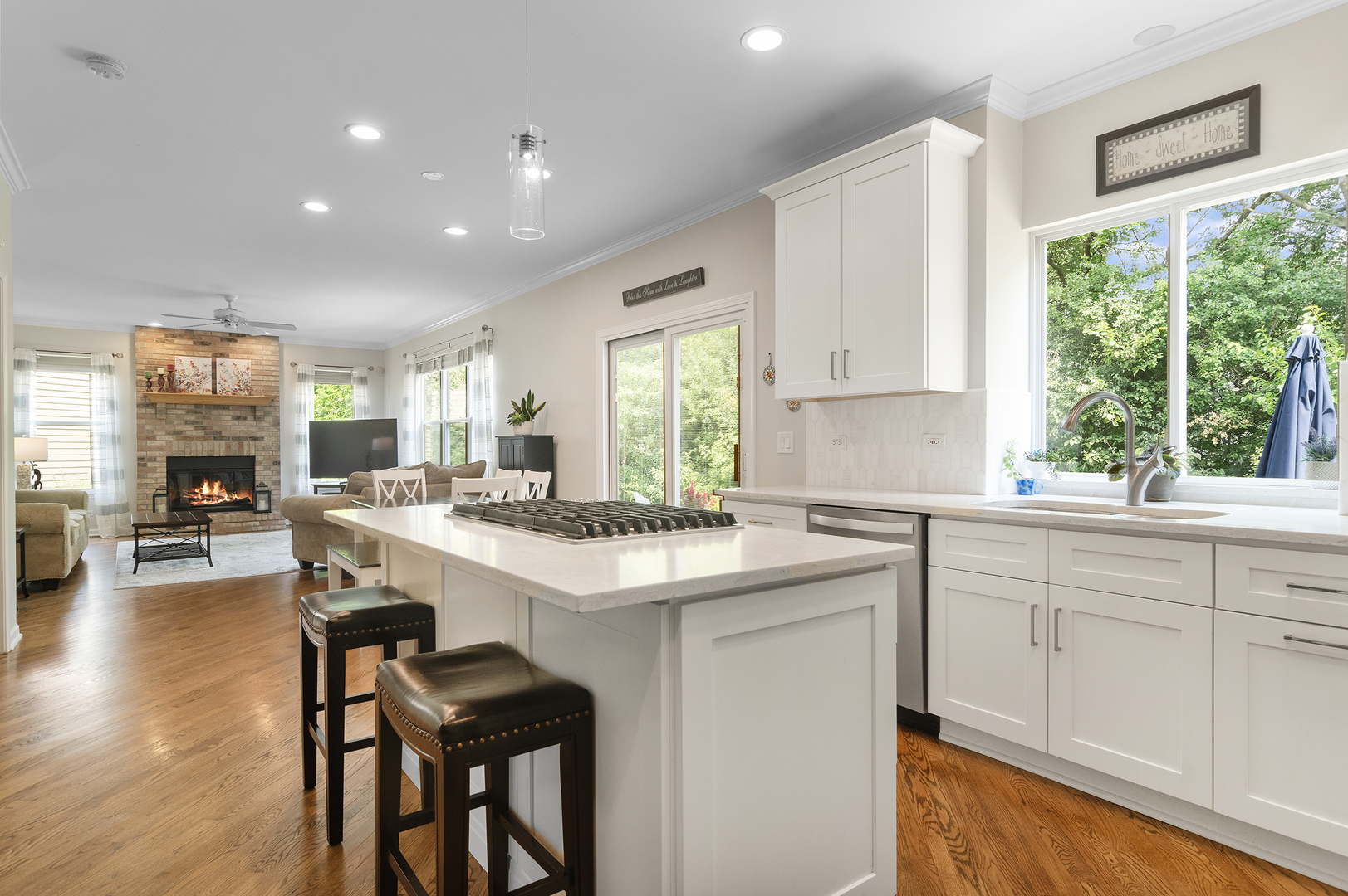 1342 N Wellington Court, Palatine, IL 60067