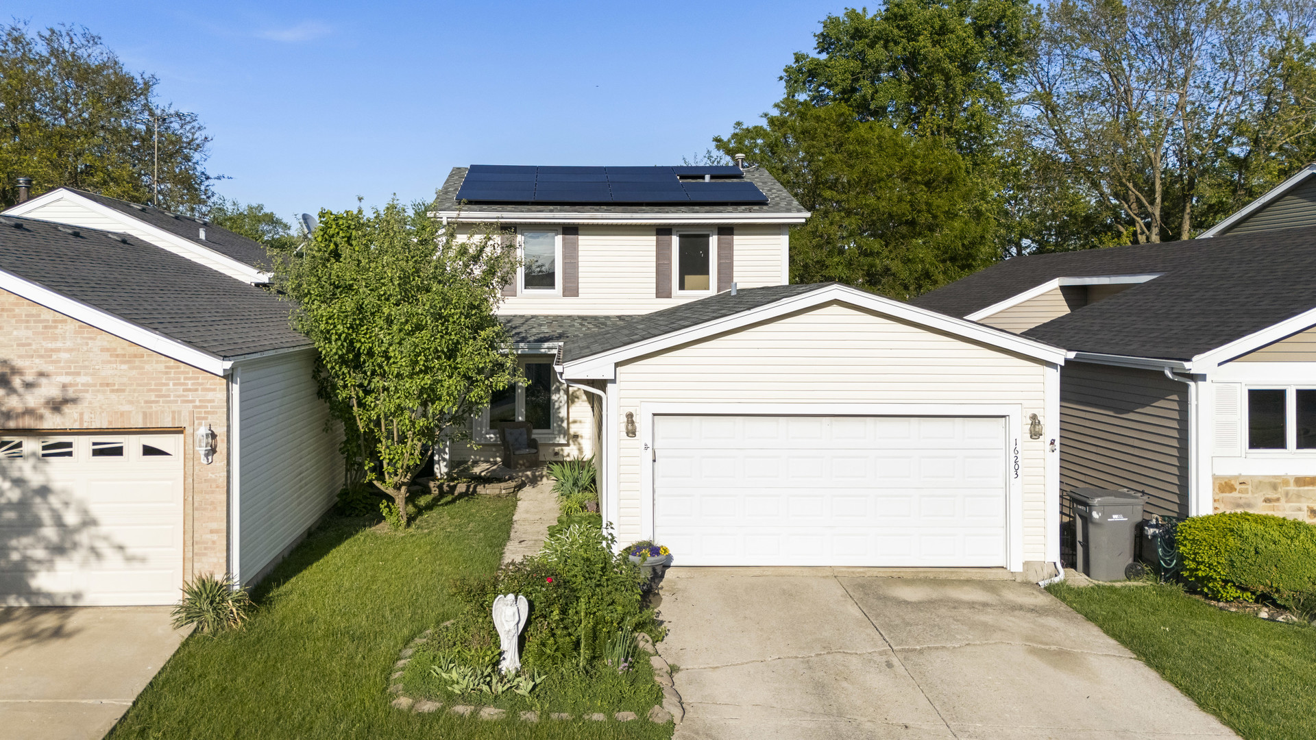 16203 Fox Court, Orland Hills, IL 60487