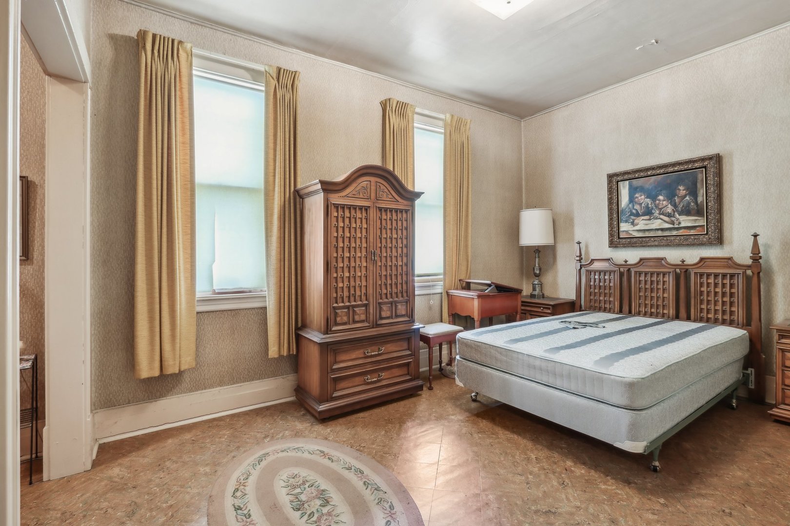 3754 W Sunnyside Avenue, Chicago, IL 60625