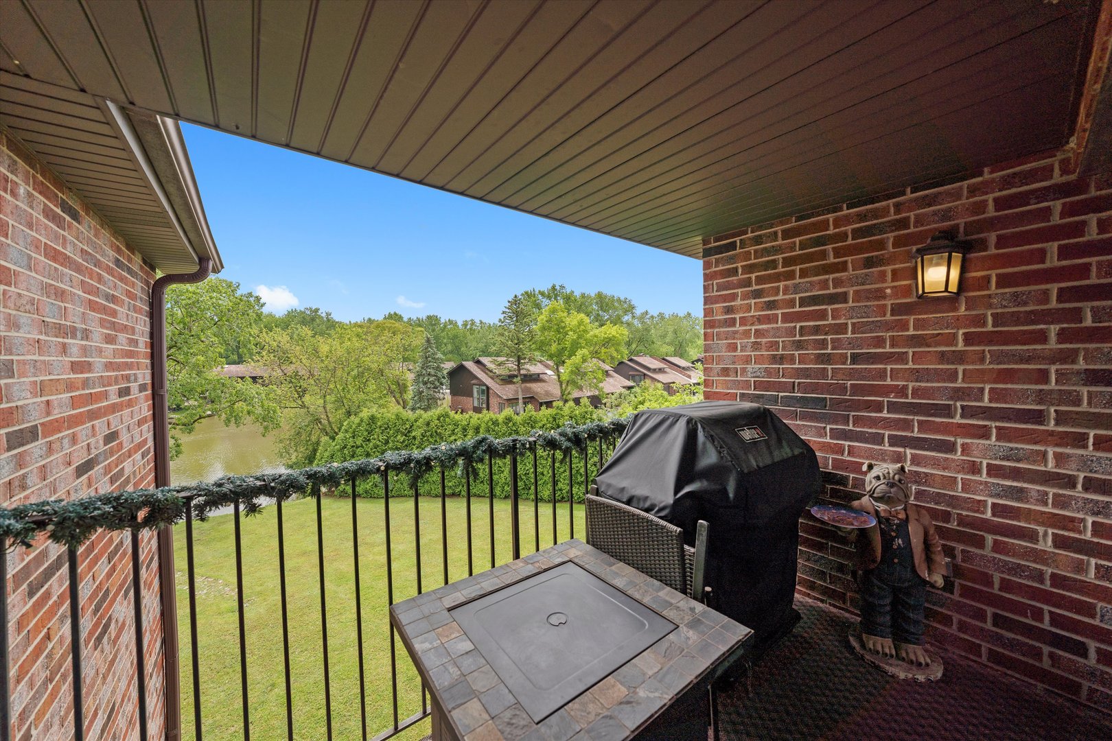 8771 Waterfront Drive #3A, Palos Hills, IL 60465