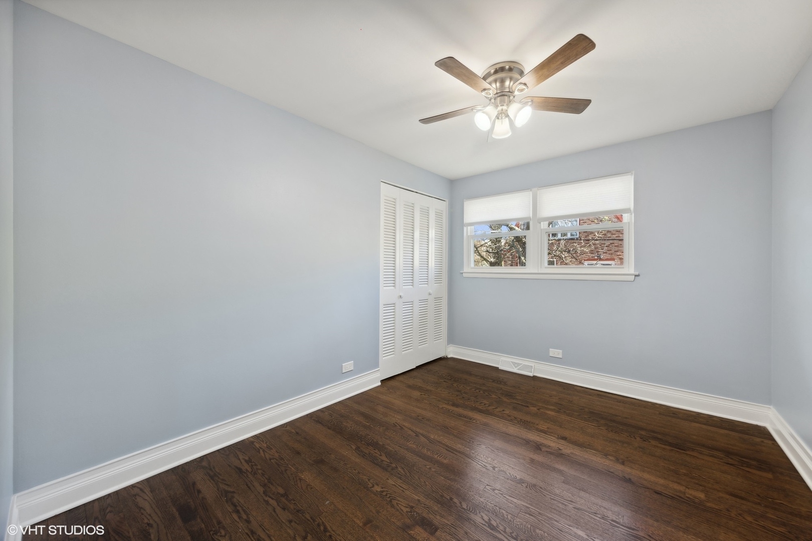910 Meadowcrest Road, La Grange Park, IL 60526