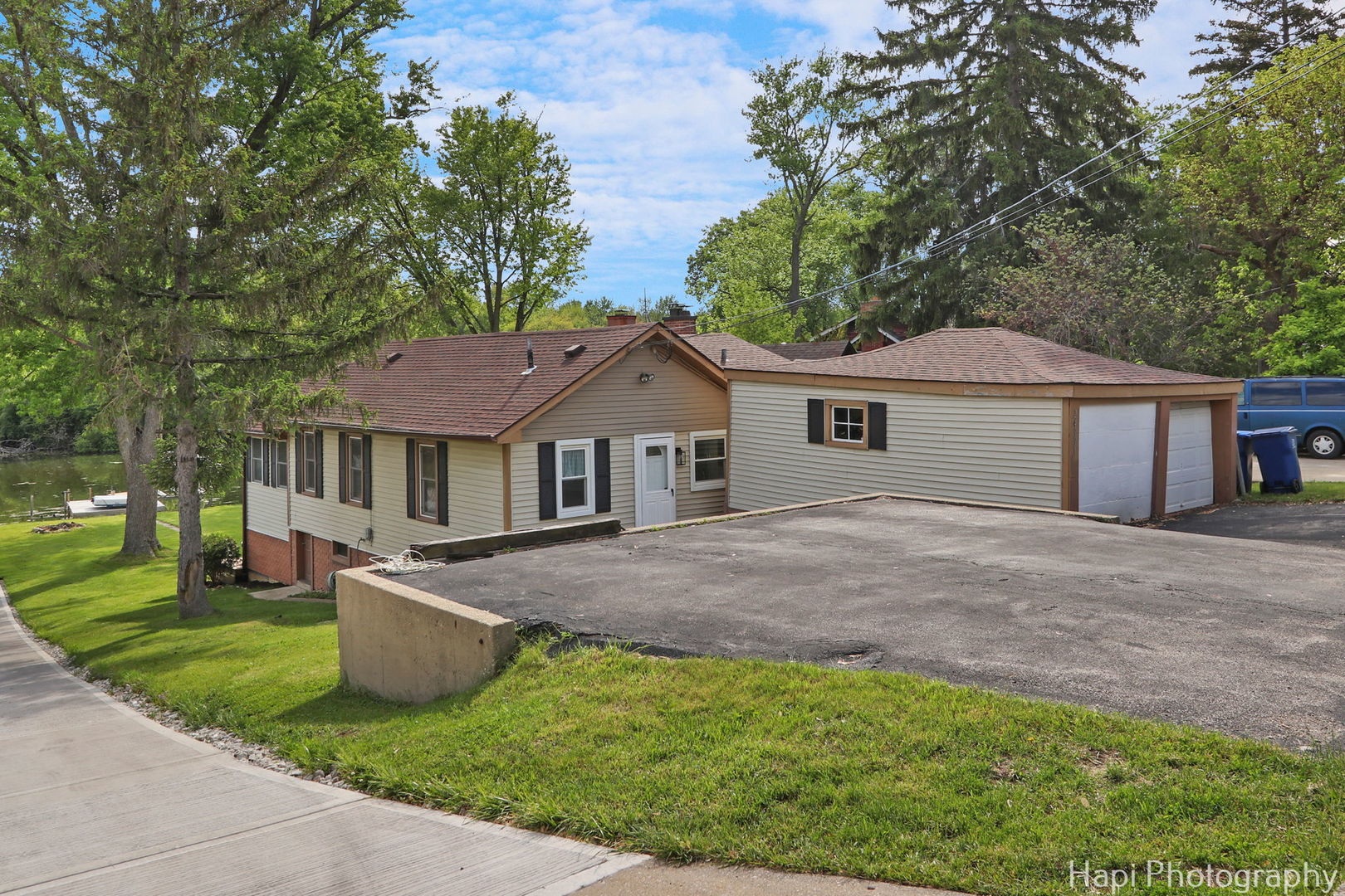24991 W Forest Drive, Lake Villa, IL 60046