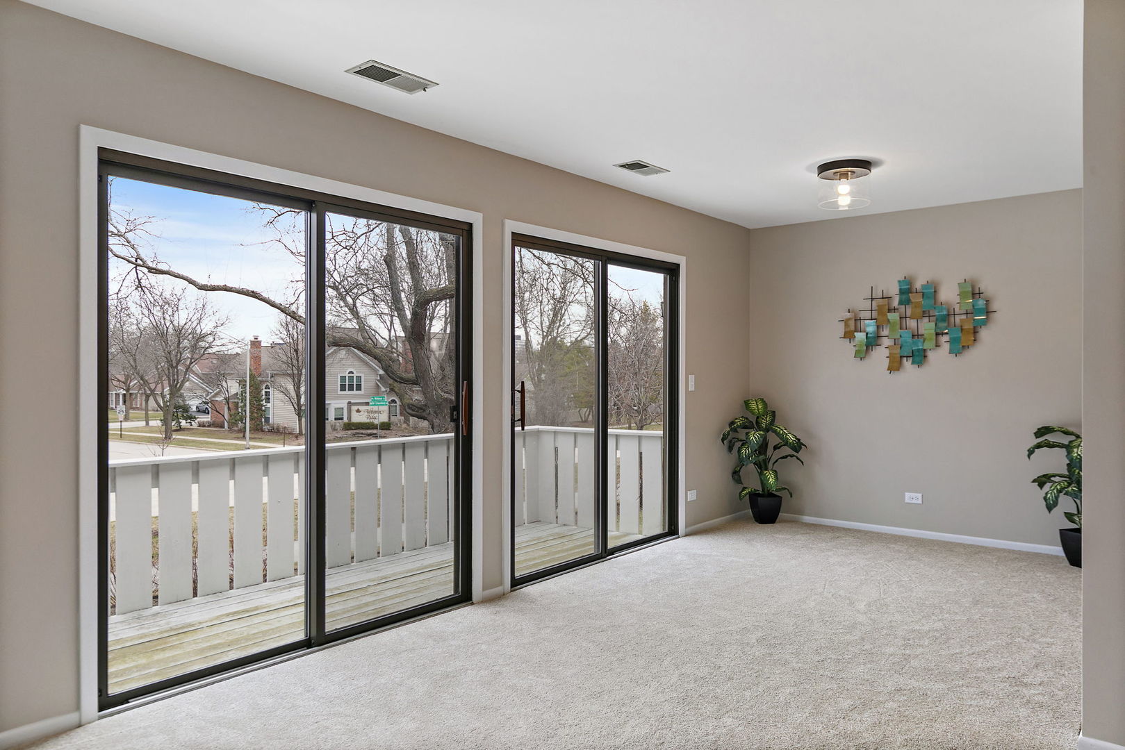 218 Deerpath Court #B2, Schaumburg, IL 60193