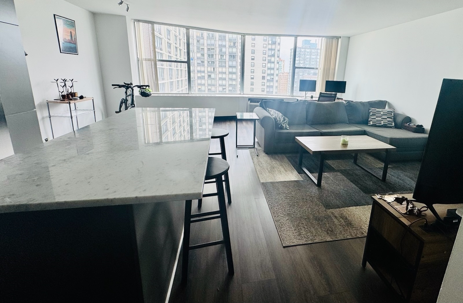 5757 N SHERIDAN Road #12D, Chicago, IL 60660
