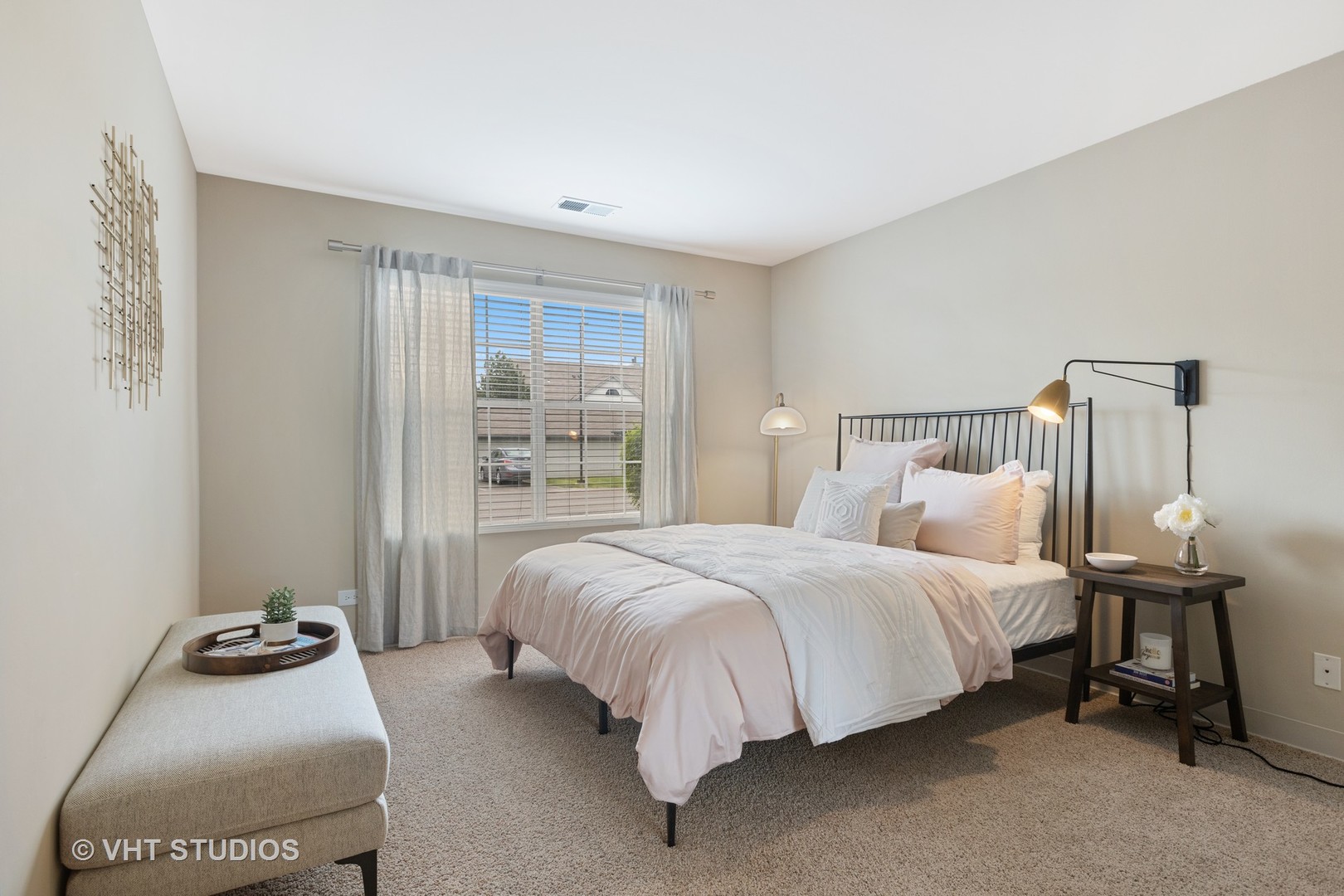 34 Sterling Circle #107, Wheaton, IL 60189