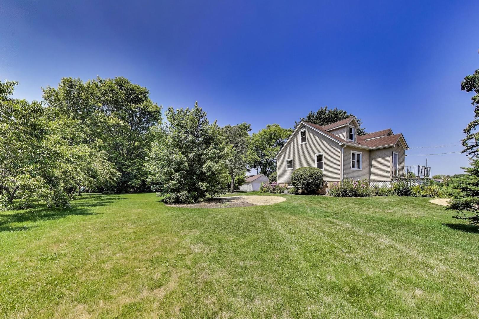 22118 N Prairie Road, Lincolnshire, IL 60069