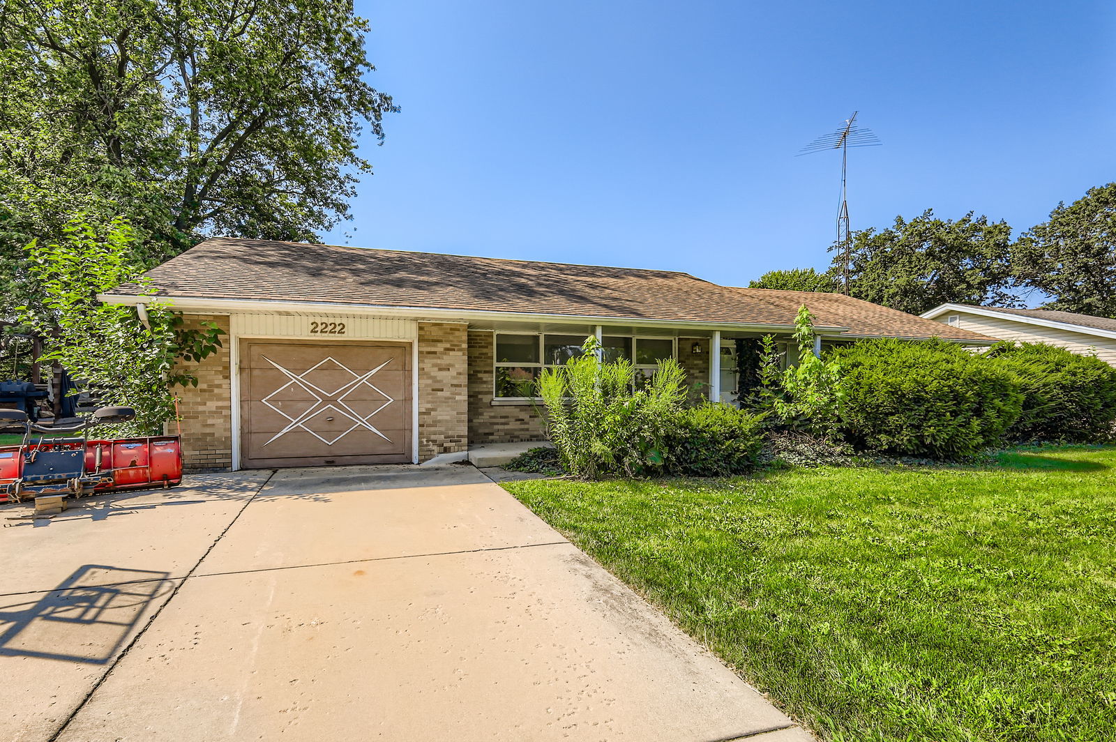 2222 Taylor Street, Joliet, IL 60435