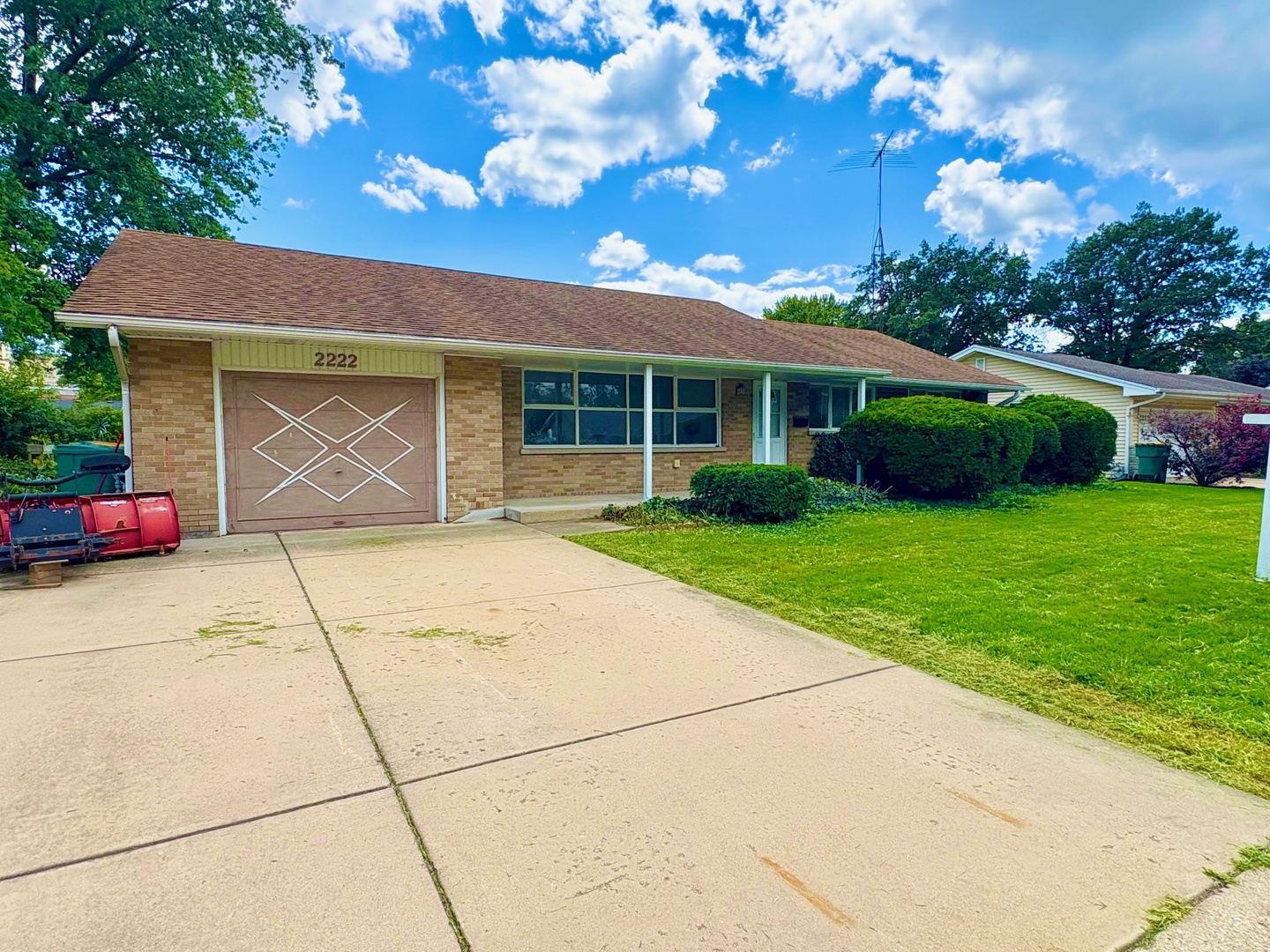 2222 Taylor Street, Joliet, IL 60435