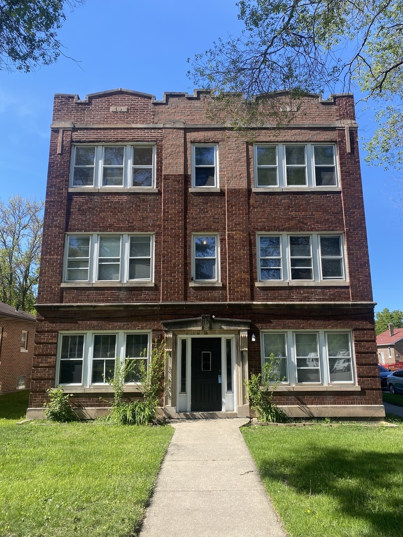 300 Waltham Street, Calumet City, IL 60409