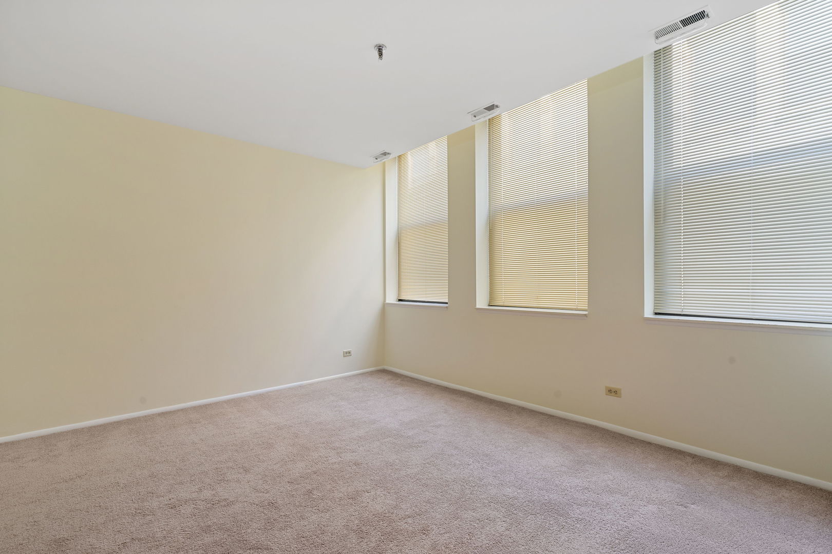 640 S Federal Street #609, Chicago, IL 60605