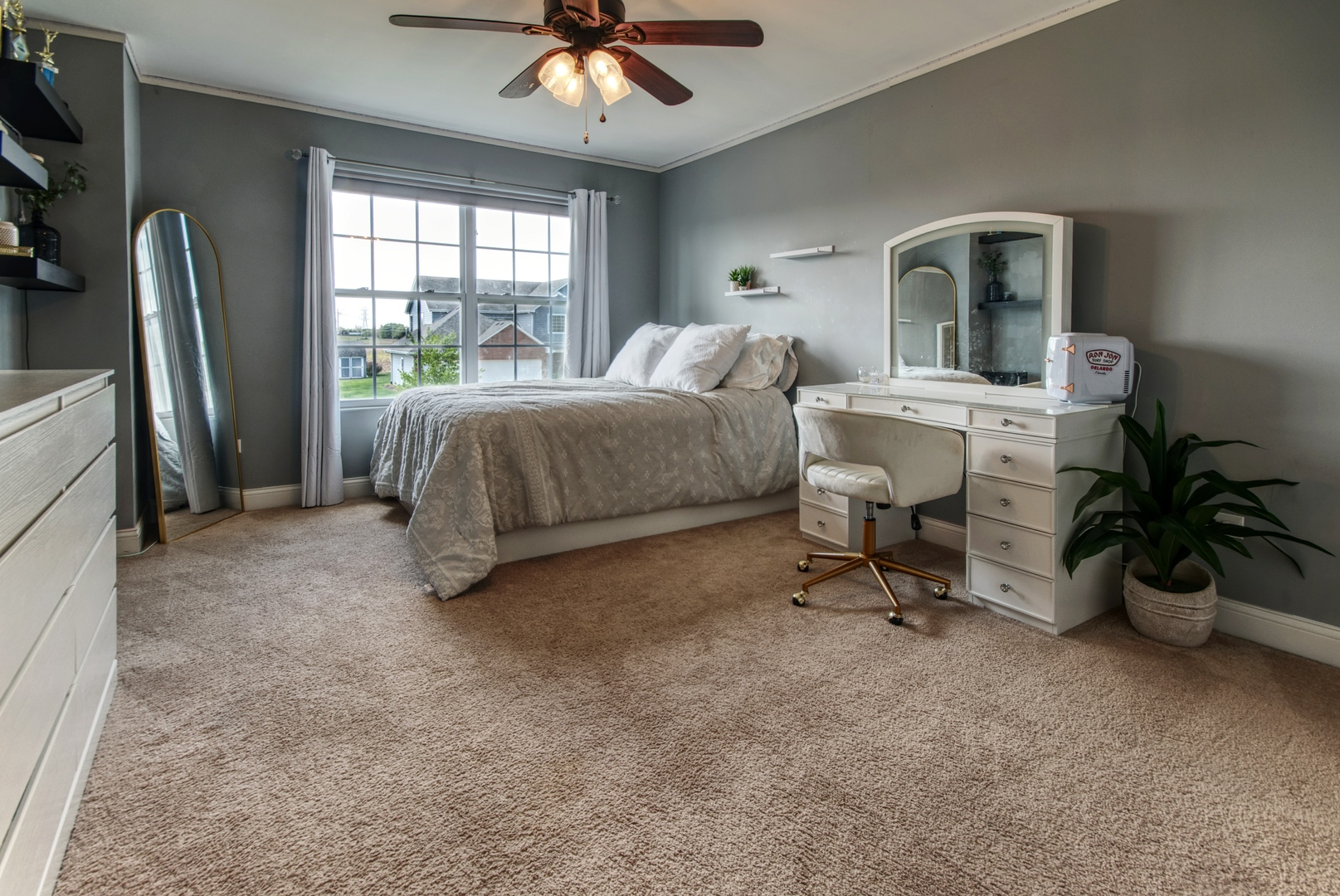 1472 S Saddlebrook Lane, Minooka, IL 60447