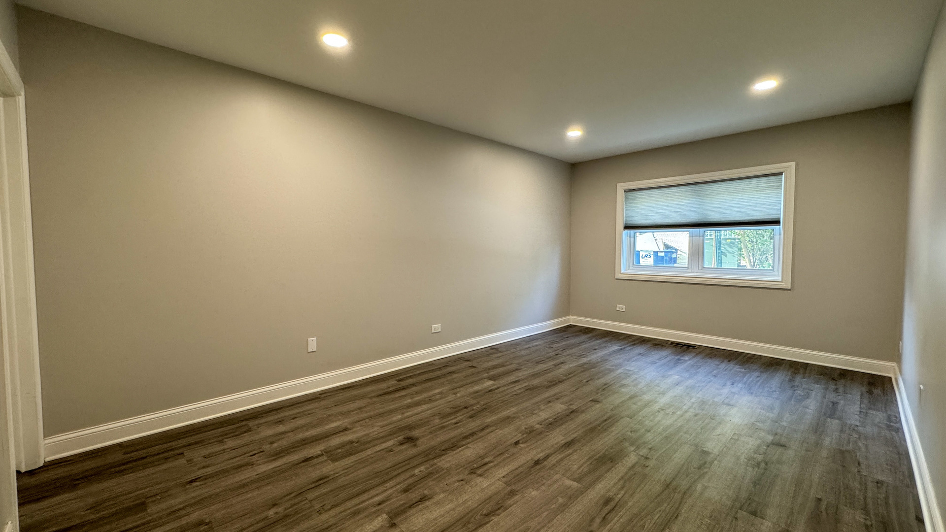 8210 Elmwood Avenue #106, Skokie, IL 60077