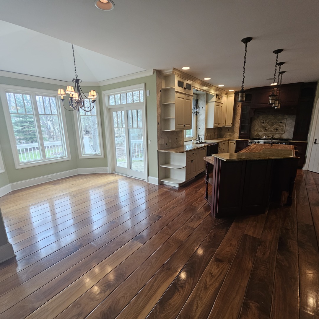 9065 Edinburgh Court, Lakewood, IL 60014