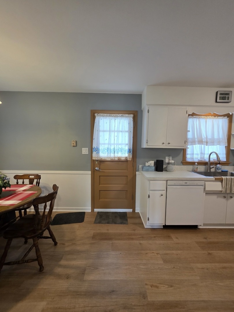 6124 W Berteau Avenue, Chicago, IL 60634