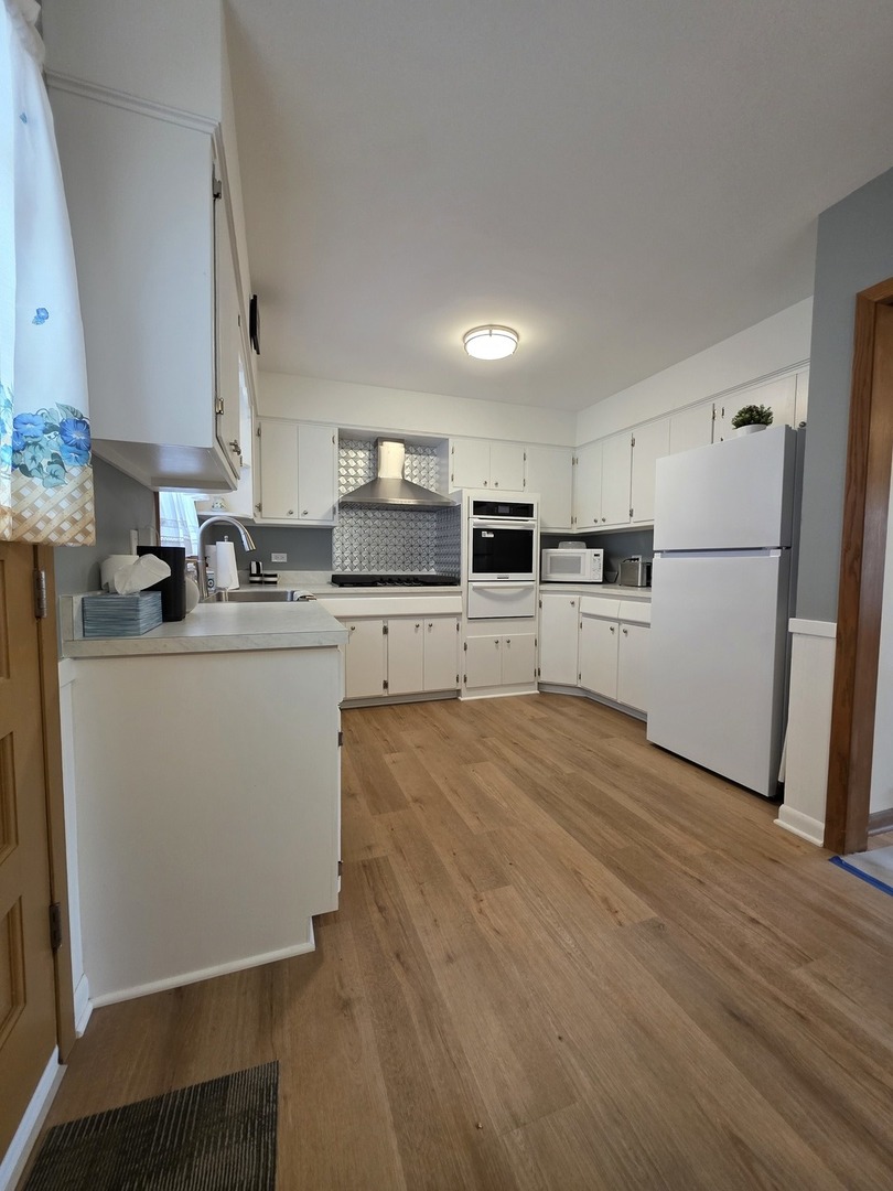 6124 W Berteau Avenue, Chicago, IL 60634