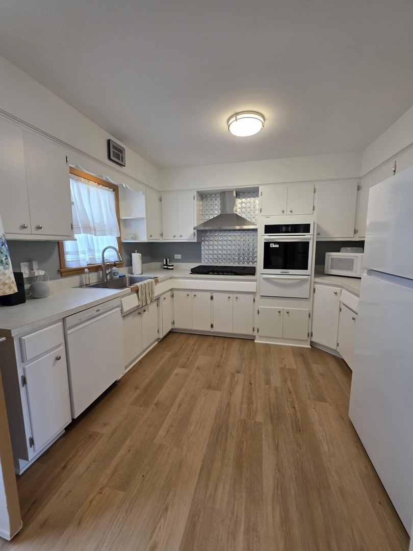 6124 W Berteau Avenue, Chicago, IL 60634