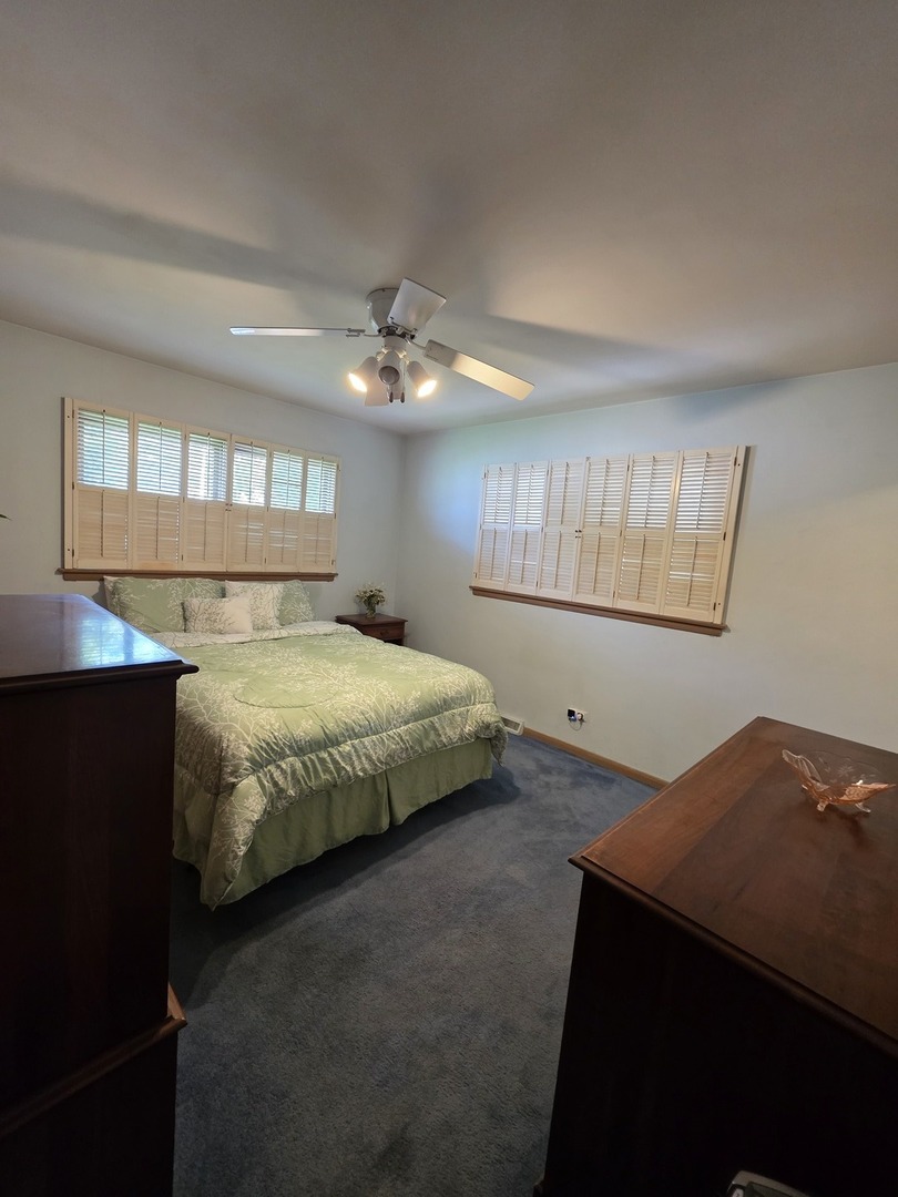 6124 W Berteau Avenue, Chicago, IL 60634