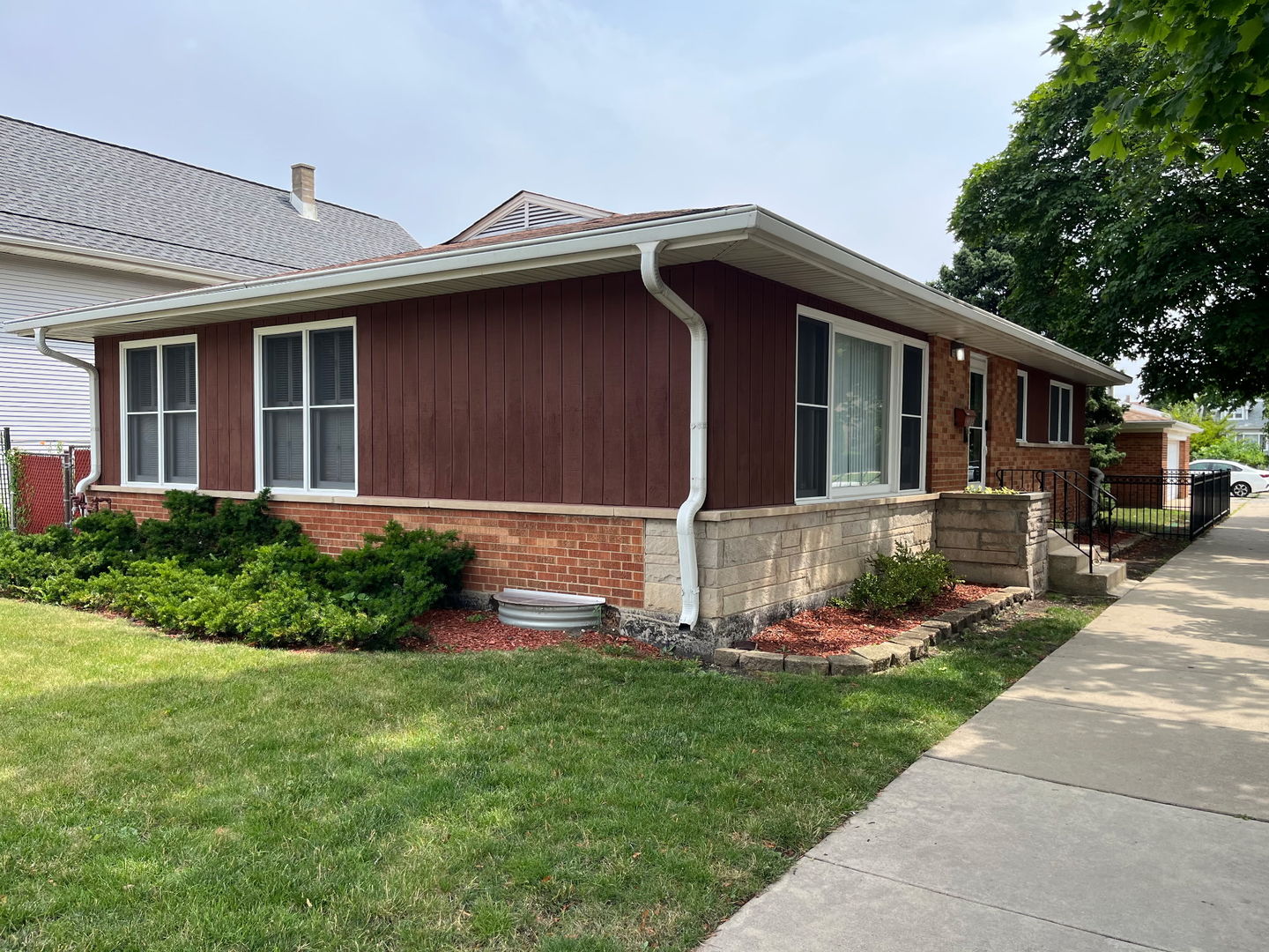 6124 W Berteau Avenue, Chicago, IL 60634